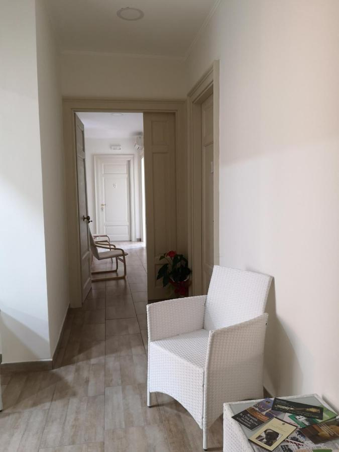 La Camelia B&B Messina Luaran gambar